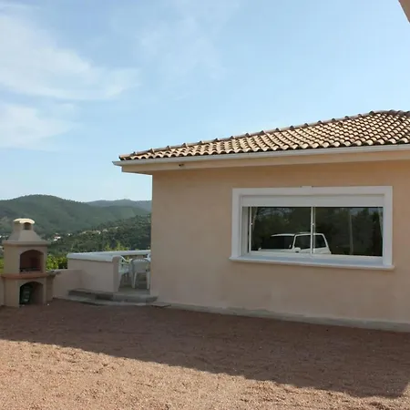 De 2 A A 700 M De La Avec Vue Sur La Piscine Privee Et Jardin Clos Otel Sari-Solenzara