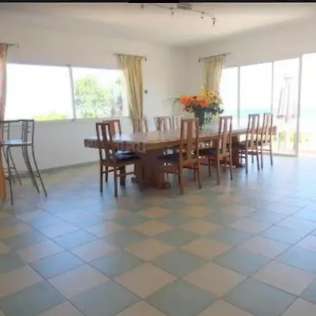 Otel De 2 A A 700 M De La Avec Vue Sur La Piscine Privee Et Jardin Clos Sari-Solenzara
